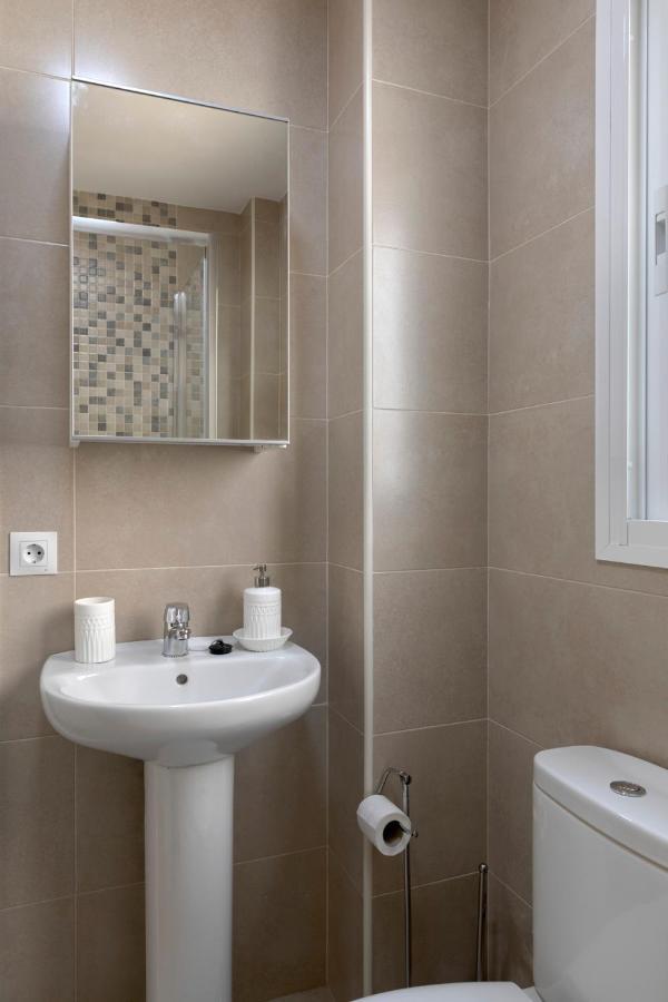 Homeabout Juan De Austria Apartments Malaga Exterior photo