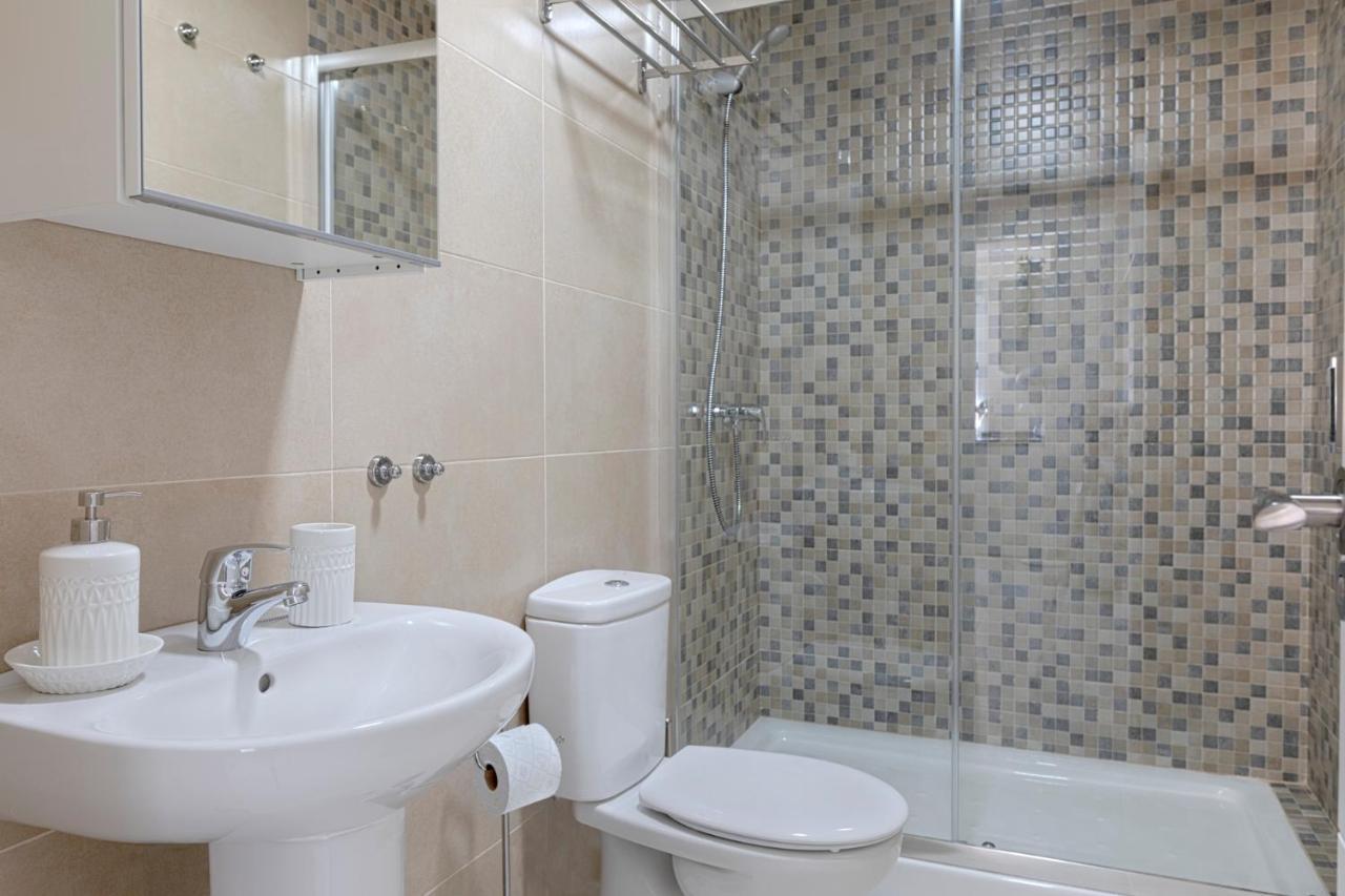 Homeabout Juan De Austria Apartments Malaga Exterior photo