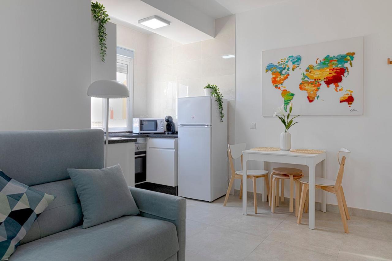 Homeabout Juan De Austria Apartments Malaga Exterior photo